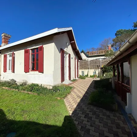 Maison Fleurie Quartier Calme Villa