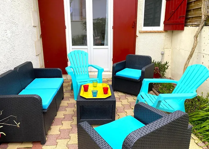 Maison Fleurie Quartier Calme